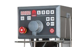 Prise accessoire pour hache viande et coupe légume