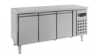 Table frigorifique ventilée 3 portes prof 600mm