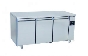 TABLE RÉFRIGÉRÉE 3 PORTES