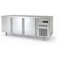 Tour réfrigéré positif 3 portes pleines